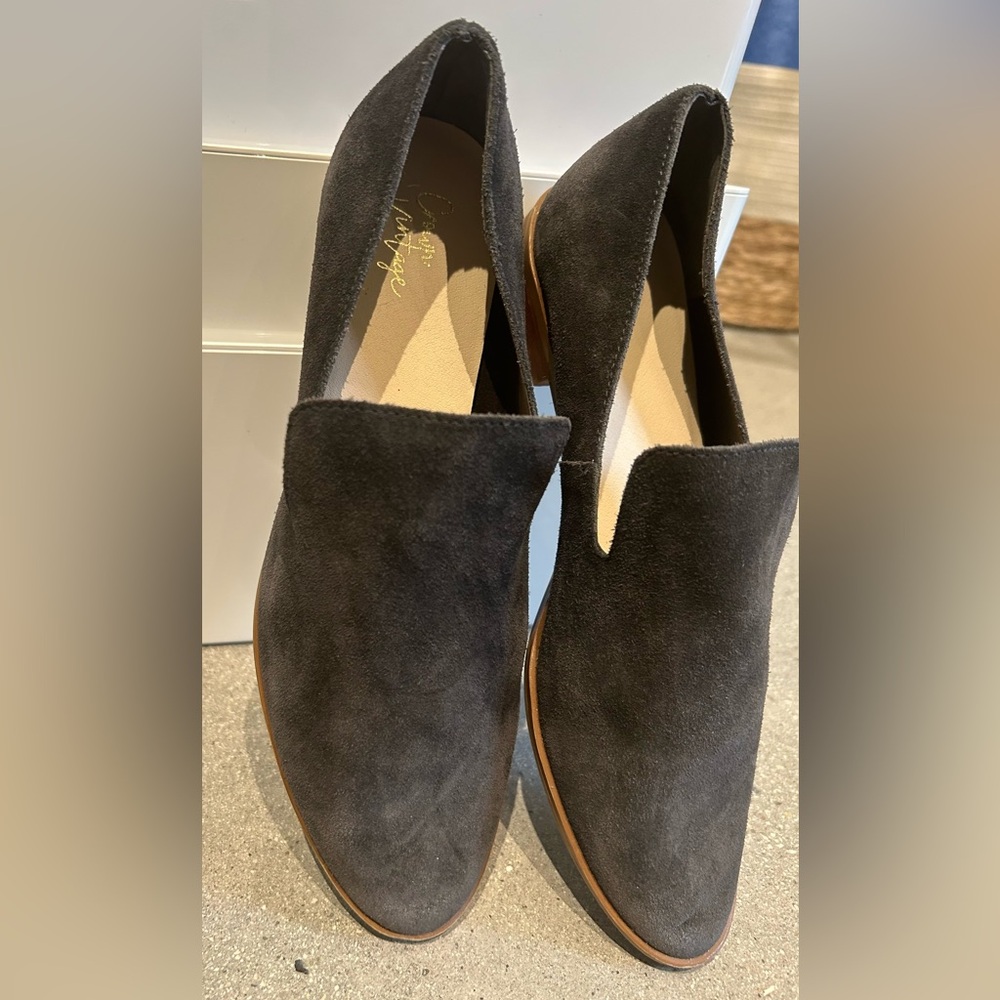 Crown Vintage Dark Charcoal Leather Flats